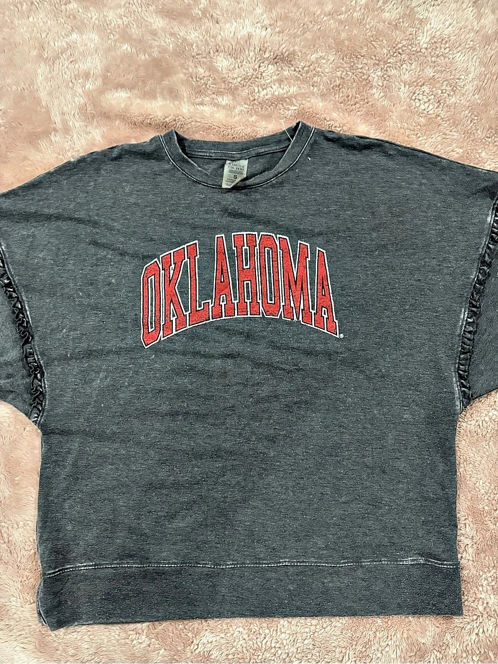 GameDay Couture Oklahoma sweatshirt Graphic Sweatshirt in Gray Size Small
